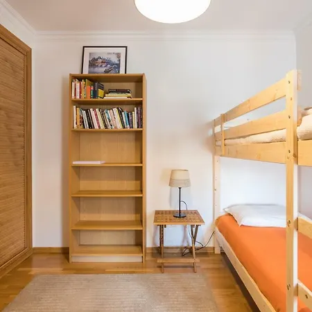 Feels Like Spacious Lejlighed